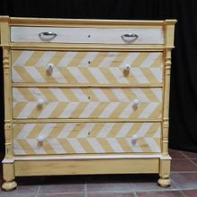 Comoda chalck paint. Un projet de Artisanat, Beaux Arts, Créativité , et Peinture de Eva Aleixandre Plasencia - 14.10.2020