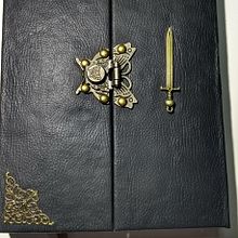 Grimório Maçon. Arts, and Crafts project by Raimundo Jucá de Oliveira - 10.21.2020