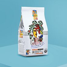 Logotype & Packaging. Br, ing, Identit, Creativit, Art Direction, 3D Design, Product Design, Graphic Design, and Packaging project by Octavio Montiel De Bona - 10.26.2020