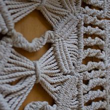 Mi Proyecto del curso: Introducción al macramé: creación de un tapiz decorativo Ein Projekt aus dem Bereich Design, Handwerk und Makramee von Katherine Macarena Castro - 27.10.2020