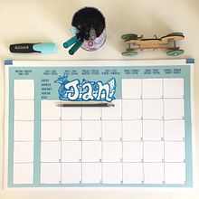Calendario 2021 en 4 idiomas. Un proyecto de Dibujo de Caro Rob P. - 20.12.2020