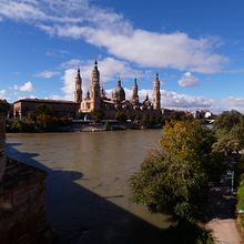 Viaje Zaragoza . Fotografie arhitecturală de Belen Jimenez - 10.29.2020