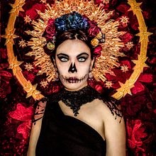 Santa Muerte. Photograph project by Marina Marrupe - 11.04.2020