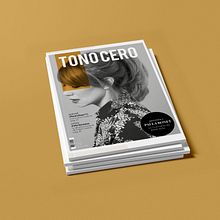 Maquetación de una revista en InDesign. Un proyecto de Diseño editorial de Marta Gutiérrez - 10.04.2018