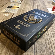 Marshals: el juego de cartas del Lejano Oeste. Game Design, Graphic Design, and Vector Illustration project by Matías Cazorla - 11.16.2020