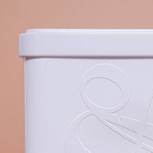 AMPERSAND THE BOX  . Lettering, Lettering digital, e Packaging projeto de Raquel Marín Álvarez - 17.11.2020