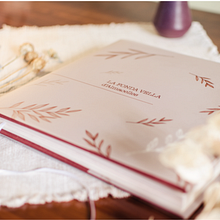 La Fonda Vella d'Almacelles Ein Projekt aus dem Bereich Verlagsdesign, Grafikdesign und Traditionelle Illustration von Sofia Paloma Reynoso - 19.11.2020