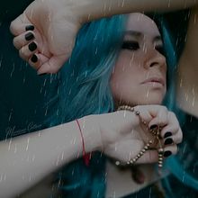 My project in Artistic Self-Portrait Photography. Fine-Art Photograph, Editorial Illustration, and Portrait Photograph project by Mariana Cattoir - 11.23.2020