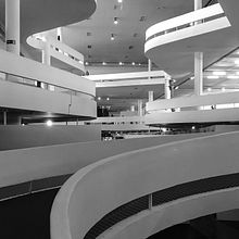 Linhas e curvas em PB. Un progetto di Architettura, Architettura d'interni e Fotografia architettonica di David Aranha - 25.07.2018