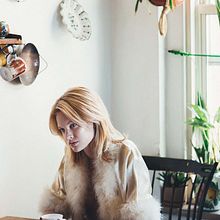 Alice in NYC. Fashion Photograph project by Shahaf Margalit - 11.28.2020