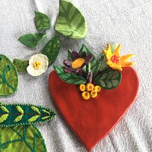 Meu projeto do curso: Técnicas de ilustração e modelagem em cerâmica. Embroider project by Katia Giovannnini - 11.29.2020