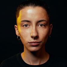 Mi Proyecto del curso: Fotografía de belleza.. Studio Photograph, Fashion Photograph, Portrait Photograph, and Digital Photograph project by Lucas Berrino - 11.29.2020