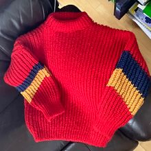 My project in Creating Garments Using Crochet course. Arts, and Crafts project by Maryse St-Gelais - 11.30.2020
