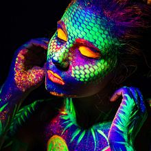 Luz UV. Un proyecto de Fotografía artística de Guillermo López Burgos - 04.12.2020
