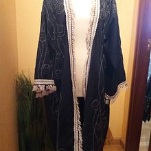 Kaftan. Embroider, Arts, Crafts, Fashion Design, Sewing, DIY, Patternmaking, and Dressmaking project by Angeles Irizabal Montes - 03.13.2024