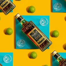 Campaña para redes de Tequila Olmeca. Un progetto di Fotografia di prodotti e Fotografia pubblicitaria di Aaron Walls - 10.10.2020