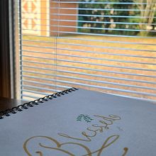 My project: No tengo como hacerlo digital ! En fin .. creo que pudo ser mejor ! Seguiré practicandoe . Kaligrafi proyek oleh Katherine Dizon - 12.11.2020