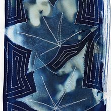 Cyanotype with a bit of stitching. Un proyecto de Artesanía de nswyers00 - 12.12.2020