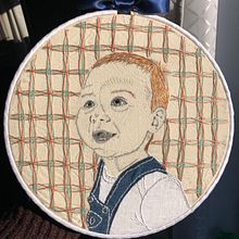 My project in Creation of Embroidered Portraits course. Embroider, and Portrait Drawing project by Isabelle Rajotte - 12.18.2020