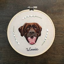 Winnie the dog. Un proyecto de Bordado de Claudia Neff - 19.12.2020