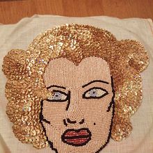 My project in Beaded Embroidery Portraits course. Un progetto di Artigianato di Diana Garcia - 29.12.2020