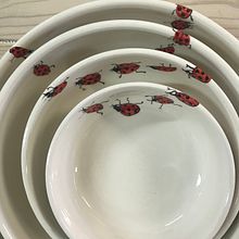 Vajilla Mariquitas - Cliente Particular. Un proyecto de Artesanía de Nuria Blanco - 31.12.2020