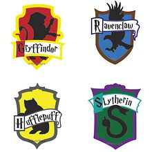 Houses of Hogwarts Vectors . Graphic Design, and Digital Illustration project by Marta Gómez Ruiz - 12.31.2020