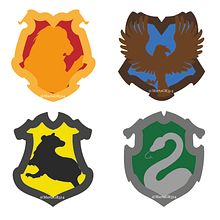 Houses of Hogwarts Vectors Version 2. Graphic Design, and Digital Illustration project by Marta Gómez Ruiz - 01.01.2021