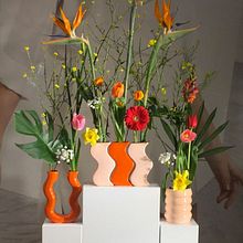 Etiqueta Negra. Un projet de Céramique, Décoration, Retail design, Conception de produits , et Décoration d'intérieur de Fruto Estudio - 05.01.2021