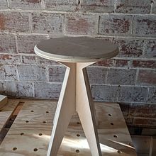 My project in Professional Woodworking for Beginners course. Woodworking project by Drew Birnie - 01.06.2021