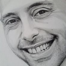 Retrato realista com lápis grafite - amigos . % Adelaide Aquarelas tarafından hazırlanan Portre Çizimi, Kalem Çizimi, Sanatsal Çizim, Ve Gerçekçi Çizim projesi - 01.10.2021