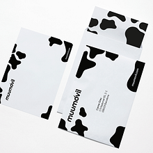 Diseño de marca para accesorios móbil. Un proyecto de Br, ing e Identidad, Creatividad, Dirección de arte, Diseño de logotipos, Diseño gráfico y Diseño tipográfico de Monica Farguell Perez - 12.01.2021