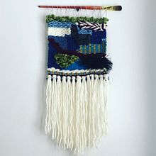 My project in Introduction to Frame Loom Tapestry course. Un progetto di Fiber Art di Jenni - 13.01.2021