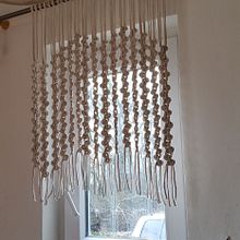 Mi Proyecto del curso: Introducción al macramé: creación de un tapiz decorativo. Macramé project by Rebeka Nagy Norbertné Pap - 01.15.2021