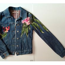My project in Fashion Design: Painting and Embroidering Garments course.  project by sueda - 01.31.2021