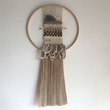 My project in Introduction to Textile Weaving course. Fiber Arts, Arts, Crafts, and Creativit project by Dominika - 12.12.2020