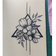 Mi Proyecto del curso: Tatuaje botánico con puntillismo. Projekt z dziedziny Projektowanie tatuaż, R i sunek botaniczn użytkownika Marianella Donato - 17.01.2021
