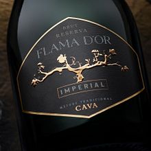 Flama d'Or. Un proyecto de Diseño y Packaging de Pere Pagà - 19.01.2021