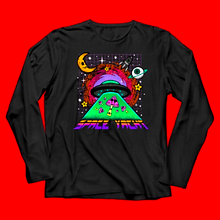 Portfolio Highlight (Merch Design for Space Yacht). Graphic Design project by Alexandrea Kern - 09.29.2020