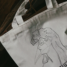 Identity - Cuerva music group. Un projet de Beaux Arts, Br, ing et identité, Dessin, Direction artistique, Conception d'affiches, Création de logos, Design graphique, Narration , et Production musicale de Marta Ortega Casado - 25.01.2021