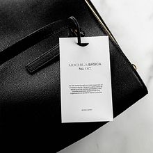 Onely. Br, ing, Identit, Logo Design, and Fashion Design project by Tomás Salazar - 01.25.2021