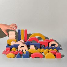 Big Little Fun. Un proyecto de Br, ing e Identidad, Diseño de juguetes y Producción audiovisual					 de María Carmona Díaz - 01.12.2020