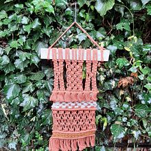My project in Introduction to Macramé: Creation of a Decorative Tapestry course. Un progetto di Architettura, Artigianato, Creatività, Interior Design, Design, DIY, Fiber Art e Macramè di Francisca Ferreira - 02.02.2021