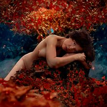 My project in Creative Retouching for Portrait Photography course. Fine-Art Photograph project by Rossella Viccica - 02.04.2021