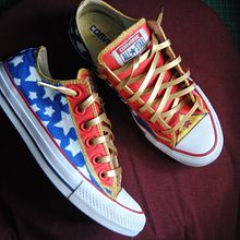 WonderWoman1984. Shoe Design project by Alejandro Roberto Garrido - 02.05.2021