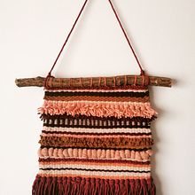 Meu projeto do curso: Introdução à tapeçaria em tear manual. Un proyecto de Diseño de complementos, Decoración de interiores y Tejido de Marta Fragateiro - 06.02.2021