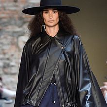 BOBSTORE - AW 2020. Un projet de Br, ing et identité, Conseil créatif, Design , St, lisme , et Création de costumes de André Boffano - 15.10.2019