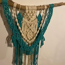 Meu projeto do curso: Macramê: nós básicos e complexos . Un projet de Macramé de Ana Maria Botelho - 09.02.2021