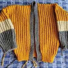 My yellow cardi in Creating Garments Using Crochet course. Een project van Craft y Haken van kate_c - 11.02.2021
