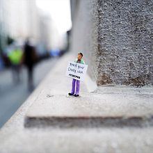 Tiny PSA: Tiny Signs, Big Love. Ein Projekt aus dem Bereich Urban Art von Thomas Shim - 12.02.2021